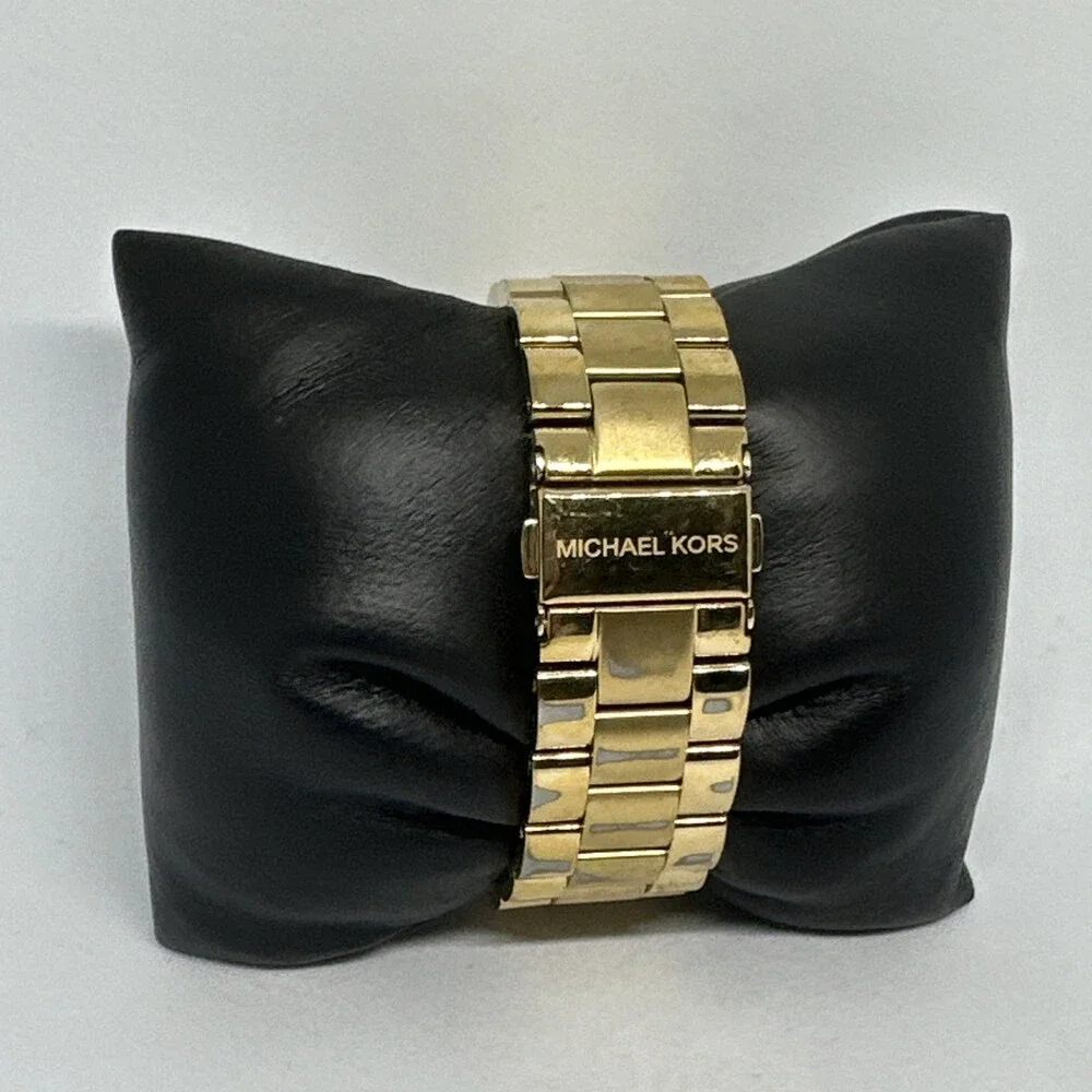 Michael Kors Runway MK3265 Women Stainless Steel Analog Dial Quartz Watch HME598